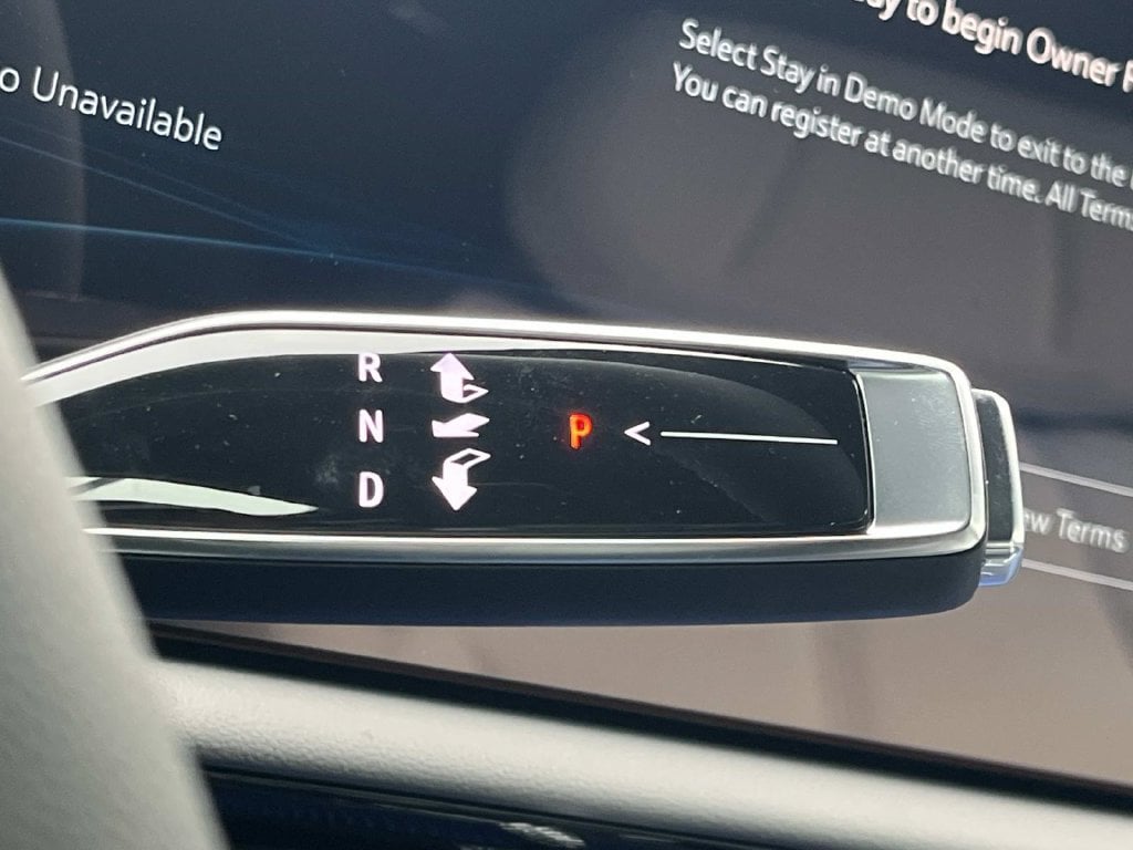 2027 Cadillac OPTIQ Sport - Photo 38