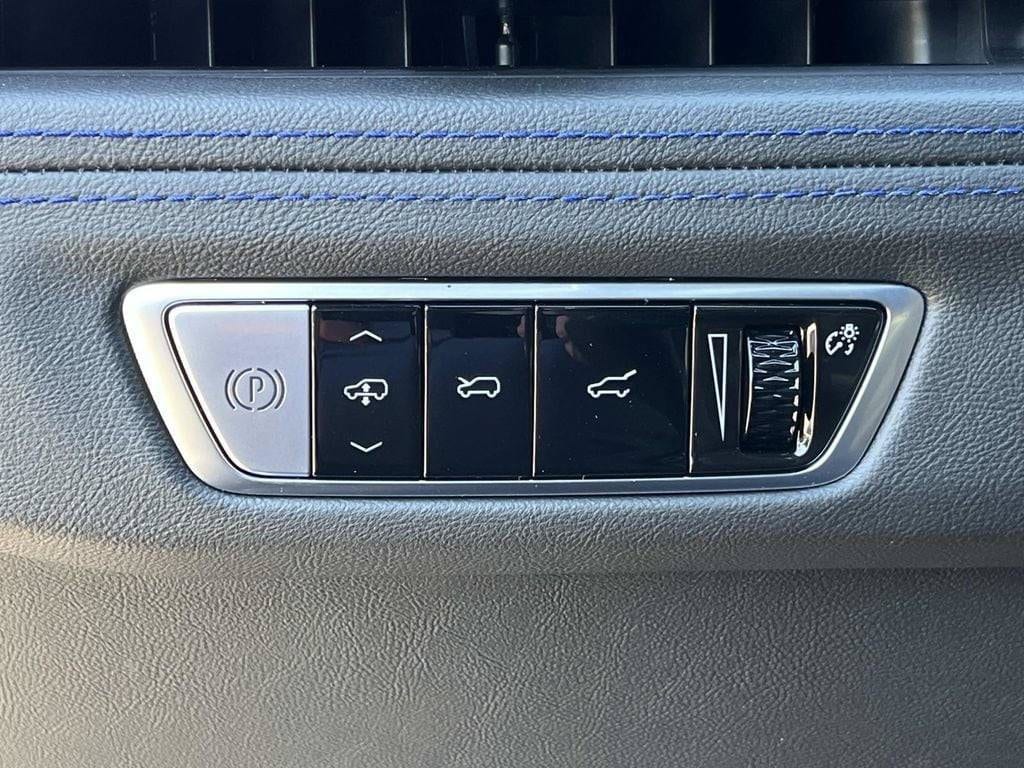 2026 Cadillac Escalade IQL Sport - Photo 27