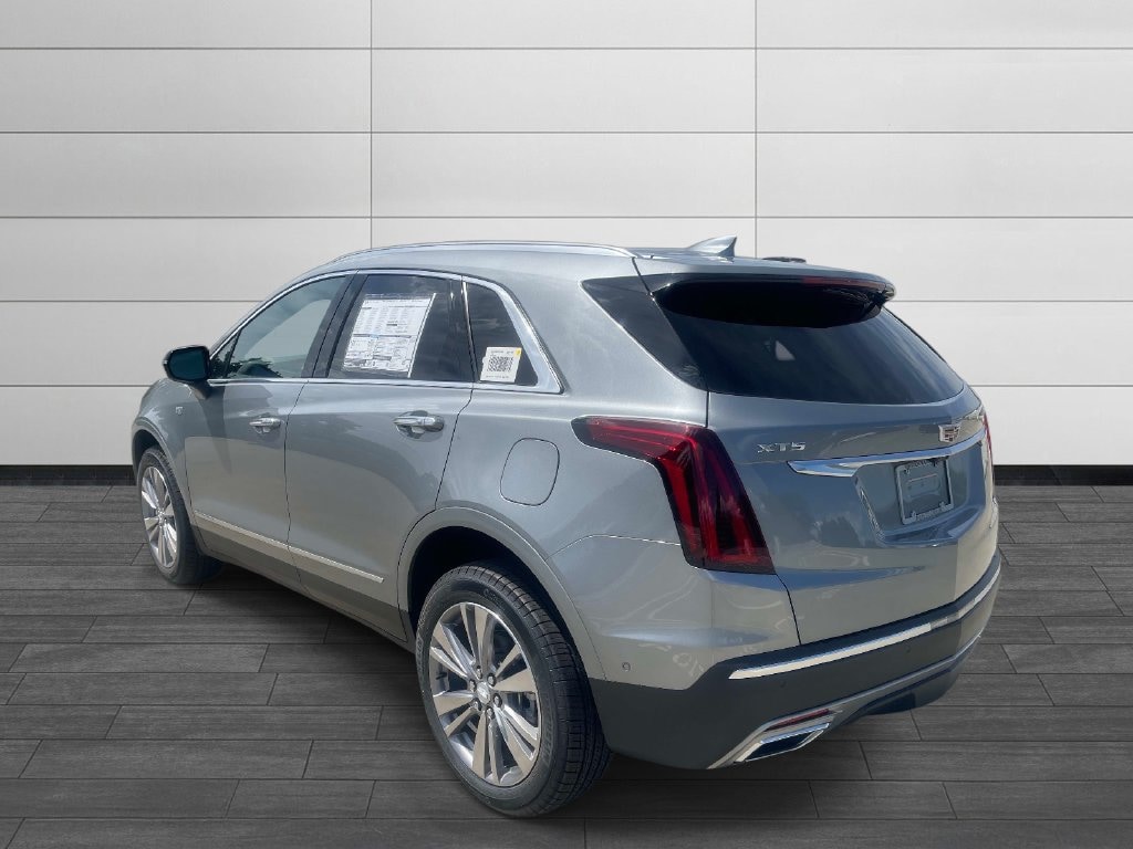 New 2026 CADILLAC XT5 Premium Luxury SUV