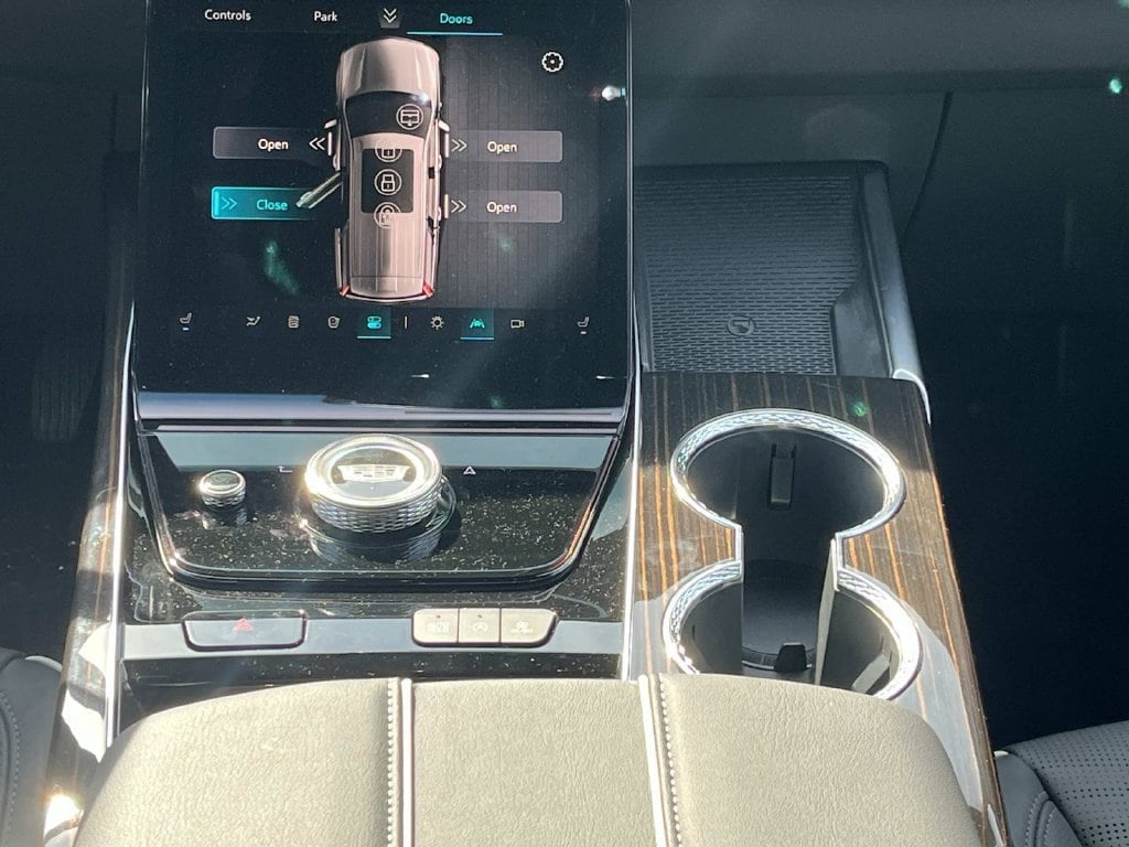 2026 Cadillac Escalade ESV Luxury - Photo 16