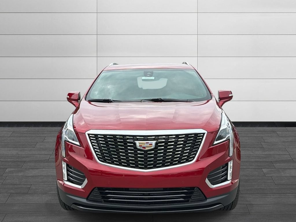 New 2026 CADILLAC XT5 Luxury SUV