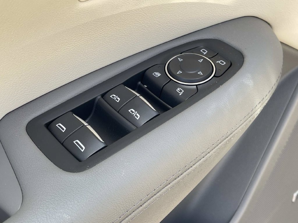2026 Cadillac XT5 Premium Luxury - Photo 23