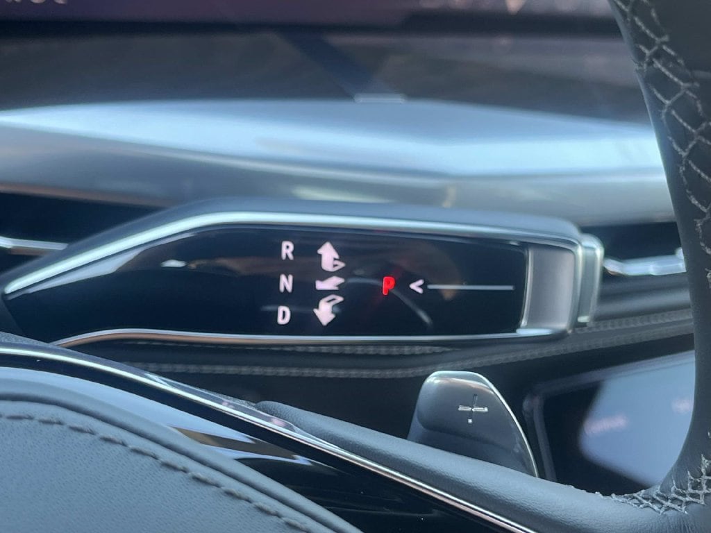 2026 Cadillac Escalade Platinum Luxury - Photo 41