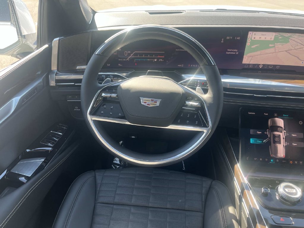2026 Cadillac Escalade Platinum Luxury - Photo 14
