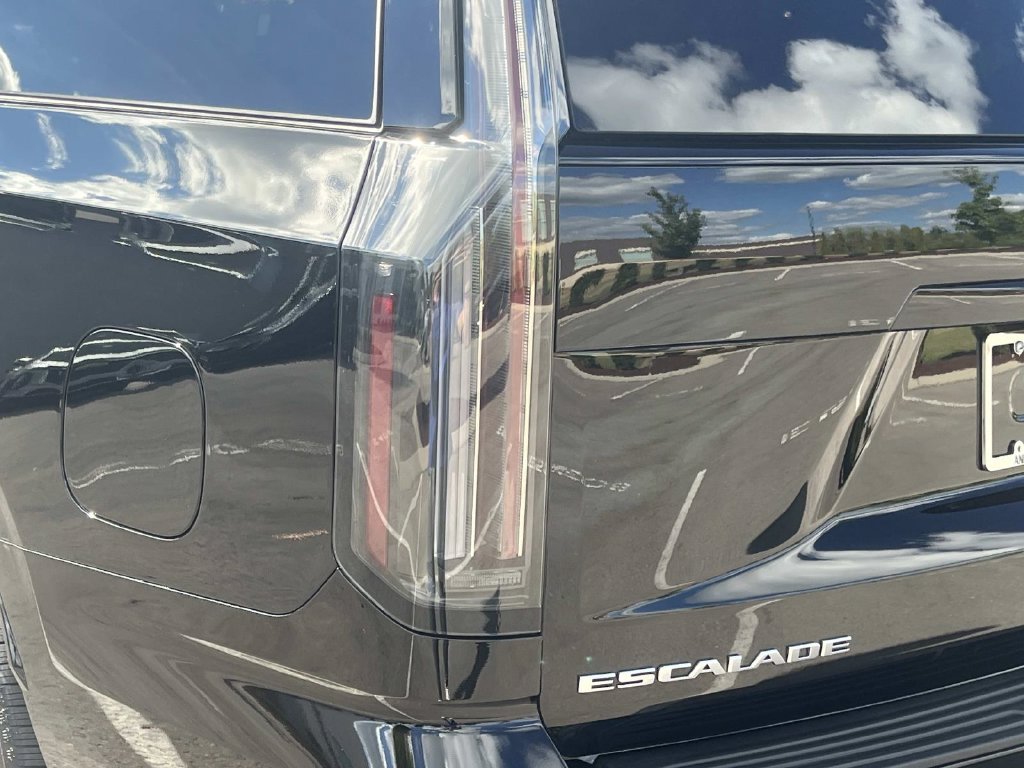 2026 Cadillac Escalade Sport - Photo 10
