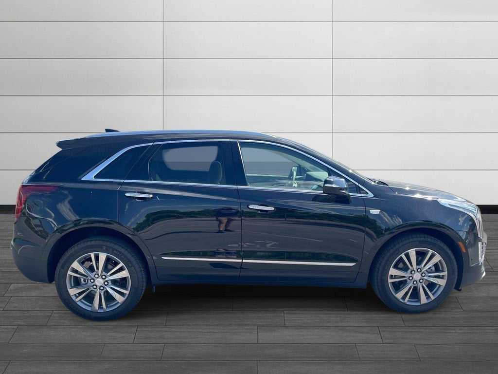 New 2026 CADILLAC XT5 Premium Luxury SUV
