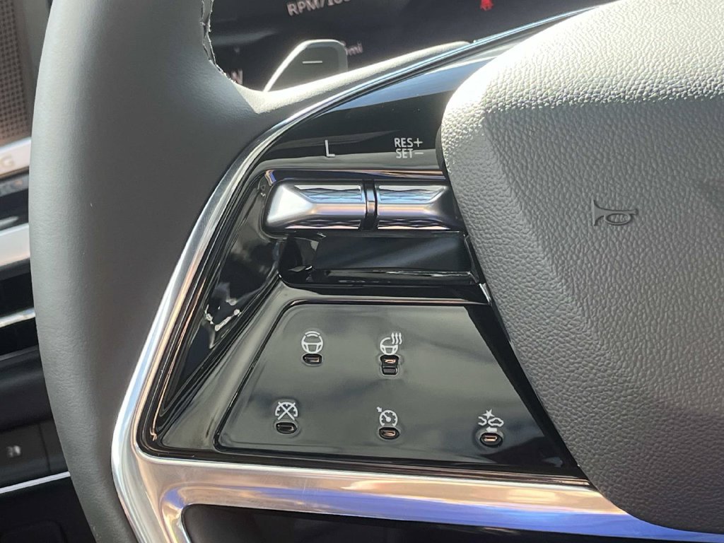 2026 Cadillac Escalade Sport - Photo 37