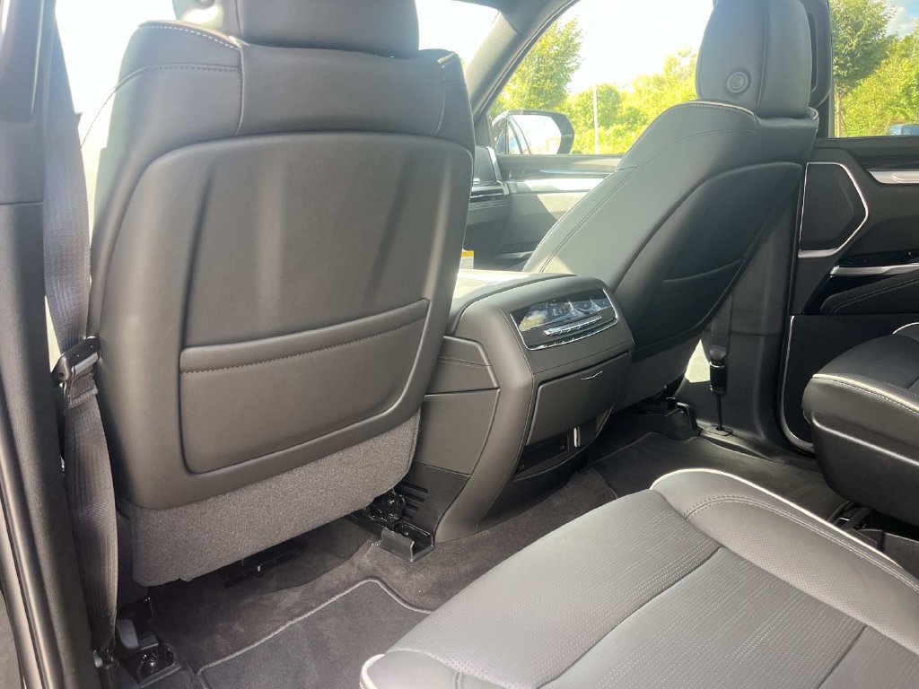 2026 Cadillac Escalade Sport - Photo 20