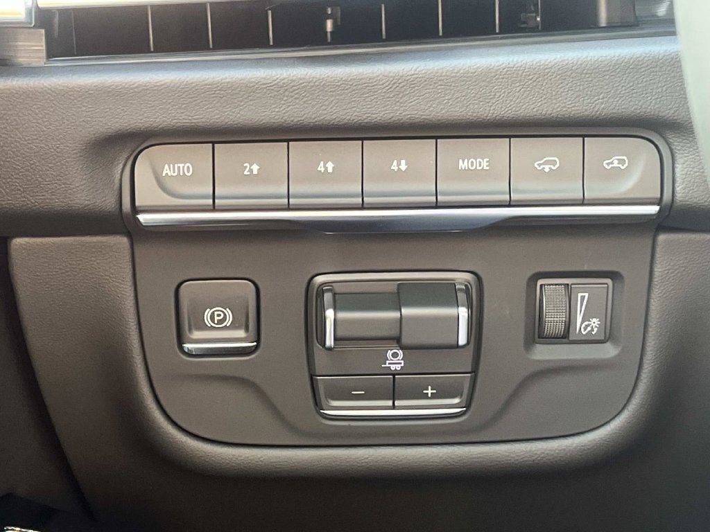 2026 Cadillac Escalade Sport - Photo 36