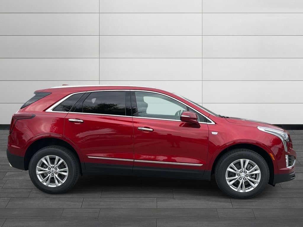 New 2026 CADILLAC XT5 Luxury SUV
