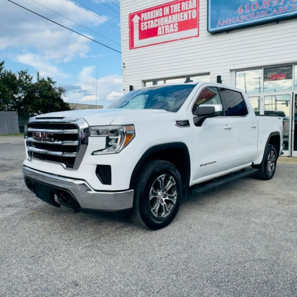 Used 2020 GMC Sierra 1500 Crew Cab SLE Pickup 4D 5 3/4 ft Pickup