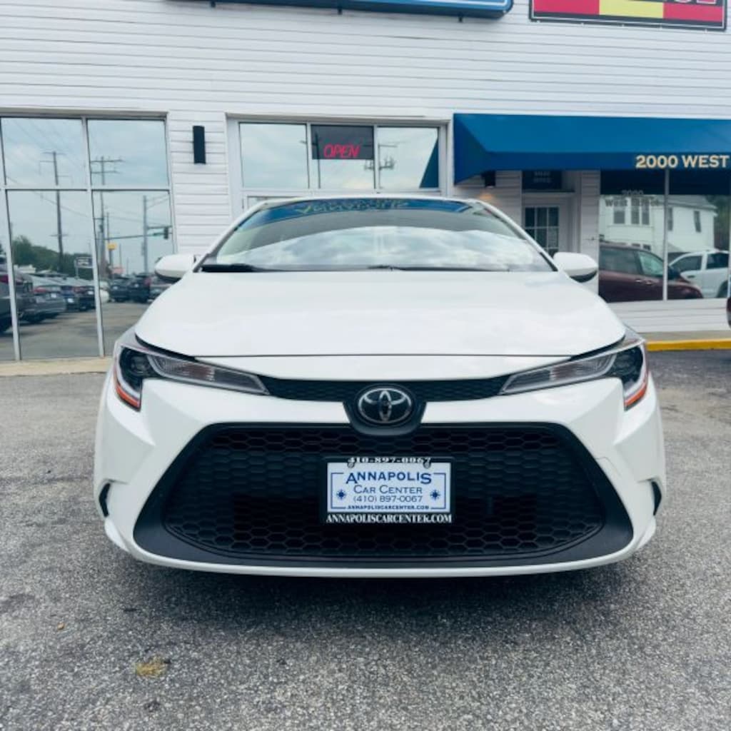 Used 2021 Toyota Corolla LE Sedan 4D Sedan