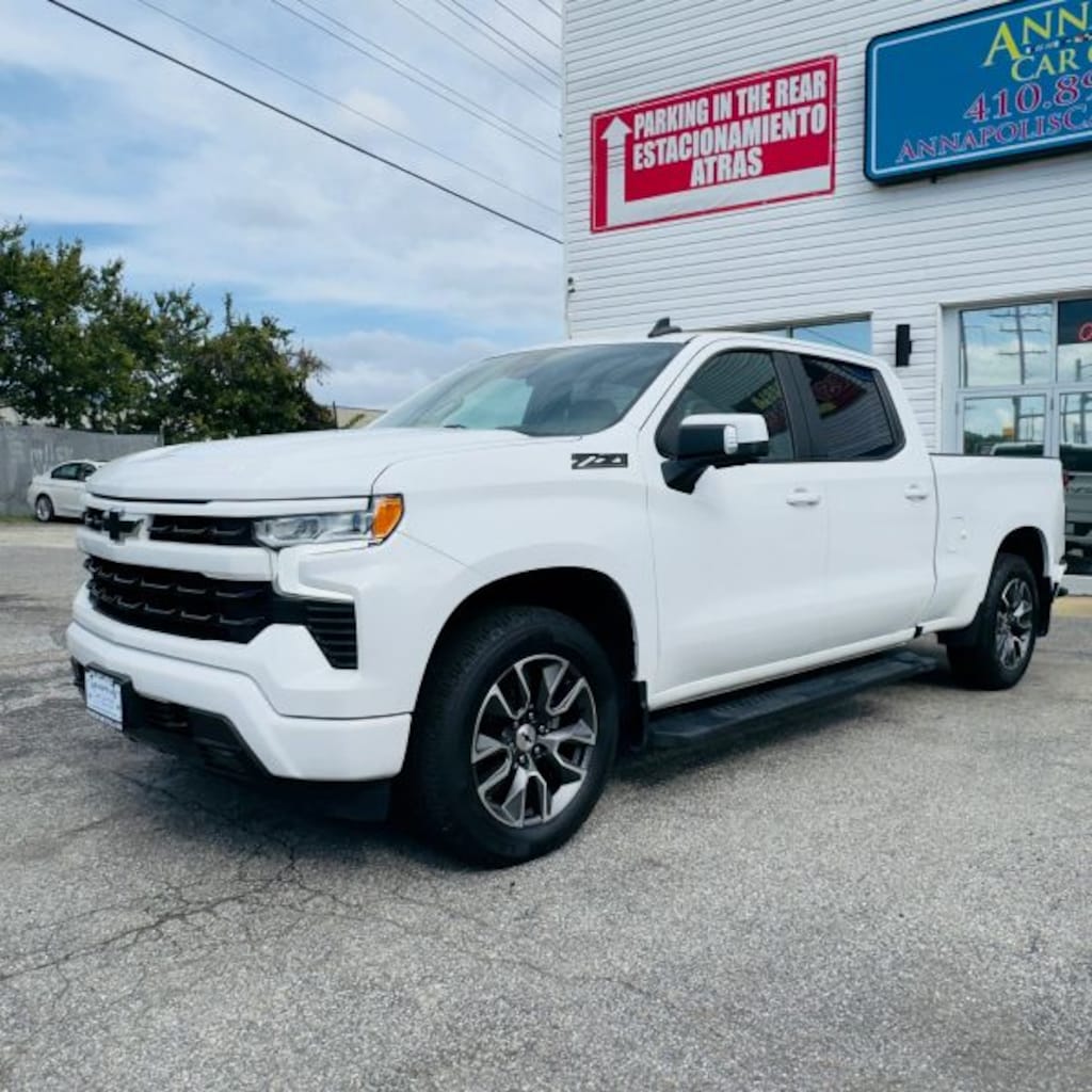 Used 2022 Chevrolet Silverado 1500 Crew Cab RST Pickup 4D 6 1/2 ft Pickup