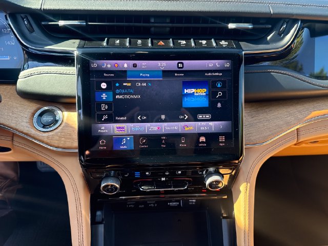2023 Jeep Grand Cherokee L Summit Reserve - Photo 18