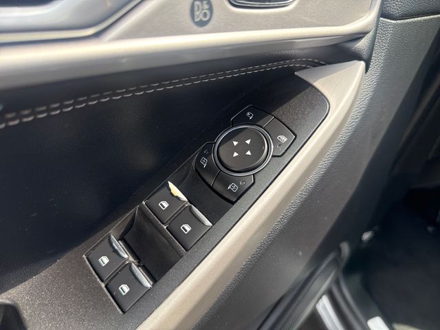 2022 Ford Explorer Limited - Photo 11