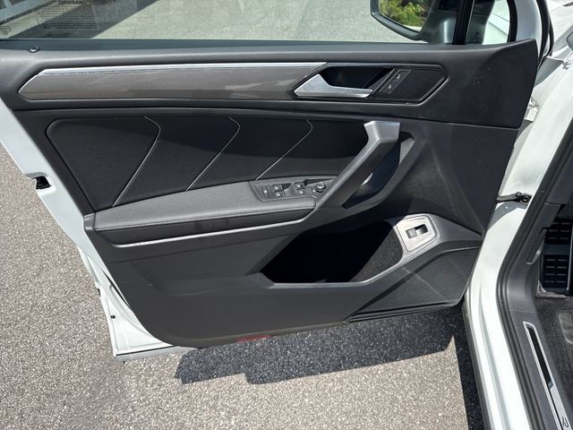 2022 Volkswagen Tiguan SE R-LINE BLACK - Photo 10