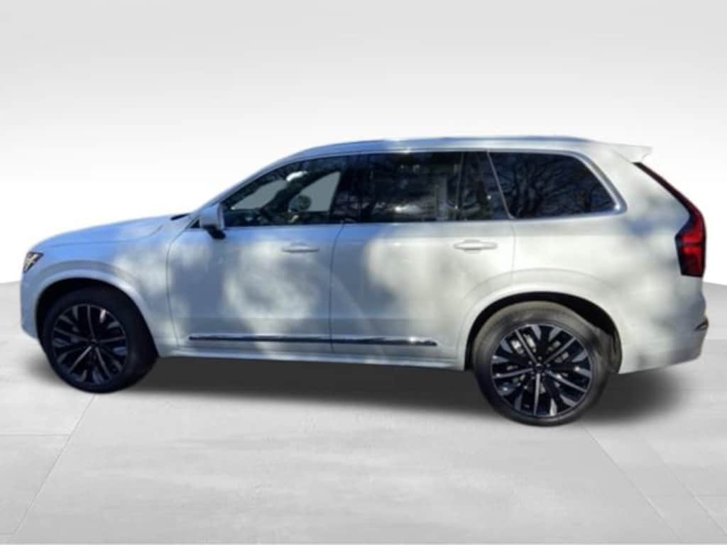 New 2026 Volvo XC90 B6 Plus 7-Seater SUV