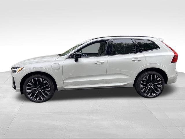 New 2026 Volvo XC60 plug-in hybrid T8 Ultra SUV