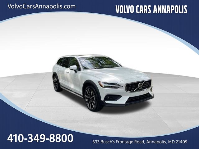 2025 Volvo V60 Cross Country