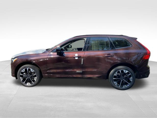 New 2026 Volvo XC60 B5 Plus SUV