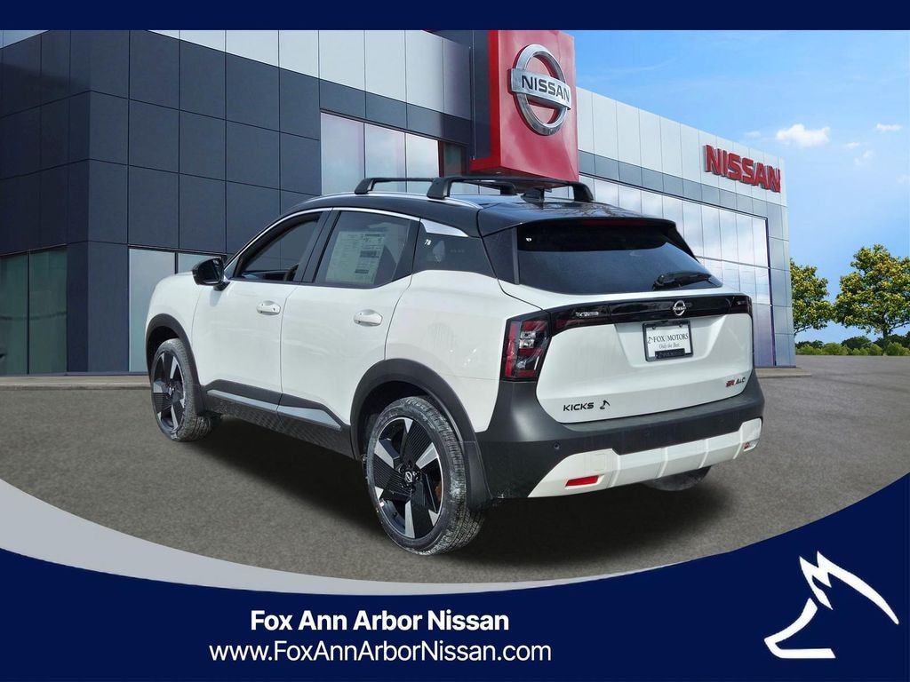 New 2026 Nissan Kicks SR SUV