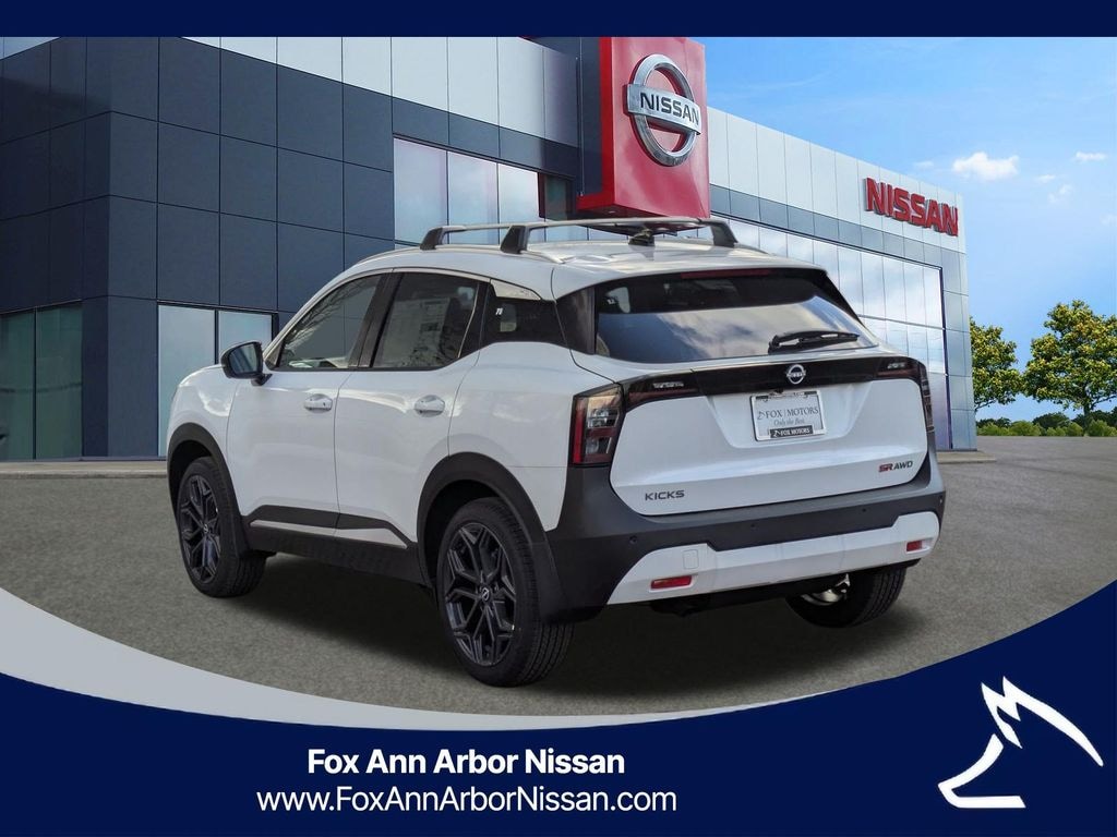 Used 2026 Nissan Kicks SR SUV