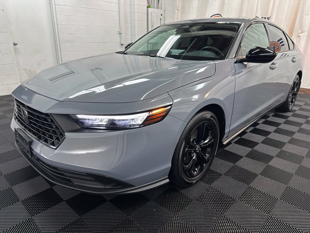 Used 2025 Honda Accord Sedan SE SE CVT