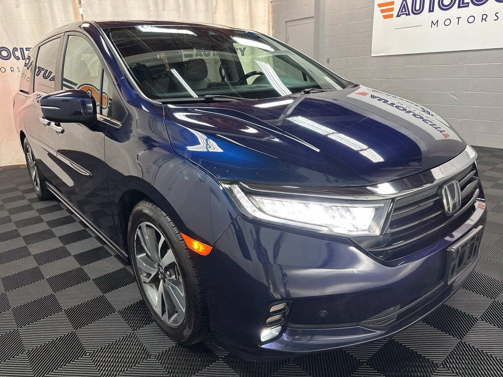 Used 2023 Honda Odyssey Touring Van