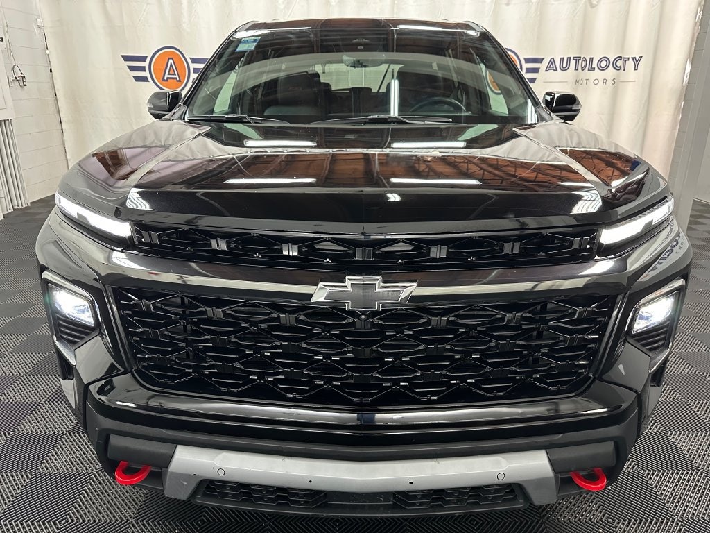Used 2025 Chevrolet Traverse AWD Z71 SUV