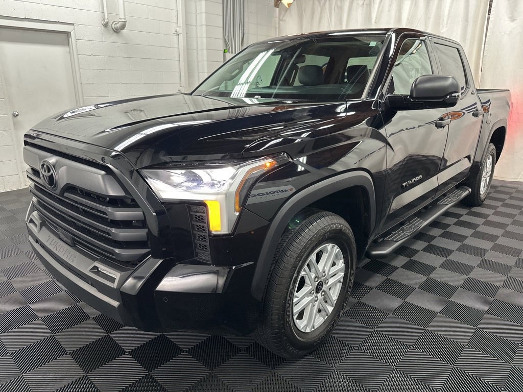 Used 2024 Toyota Tundra 4WD SR5 SR5 CrewMax 5.5 Bed