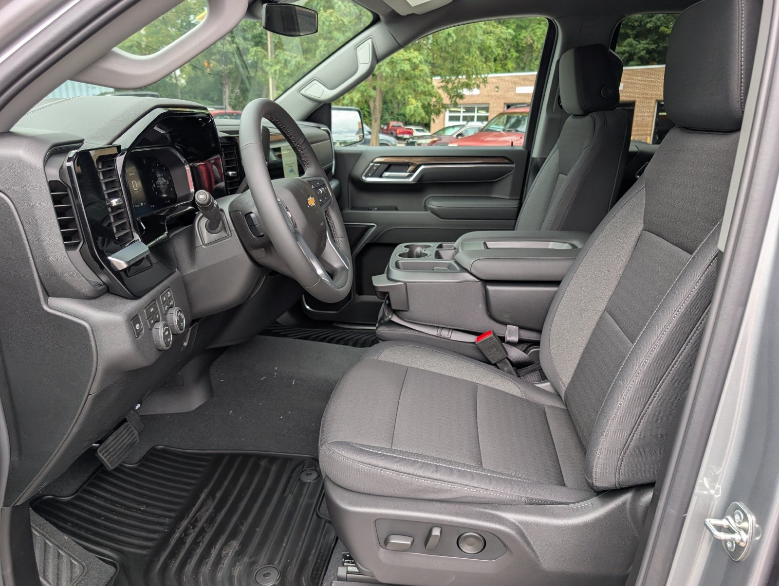 2026 Chevrolet Silverado 1500 LT - Photo 13