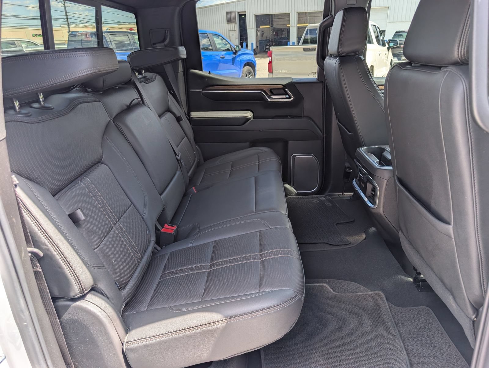 2024 Chevrolet Silverado 1500 High Country - Photo 13