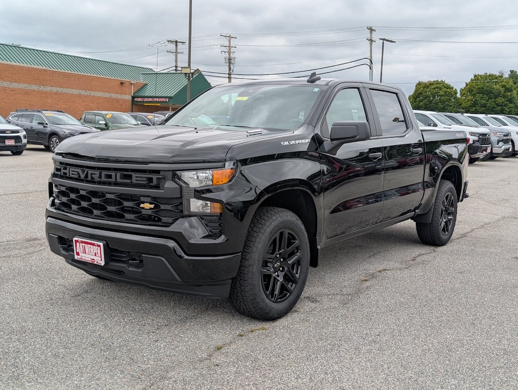 New 2026 Chevrolet Silverado 1500 Custom Truck