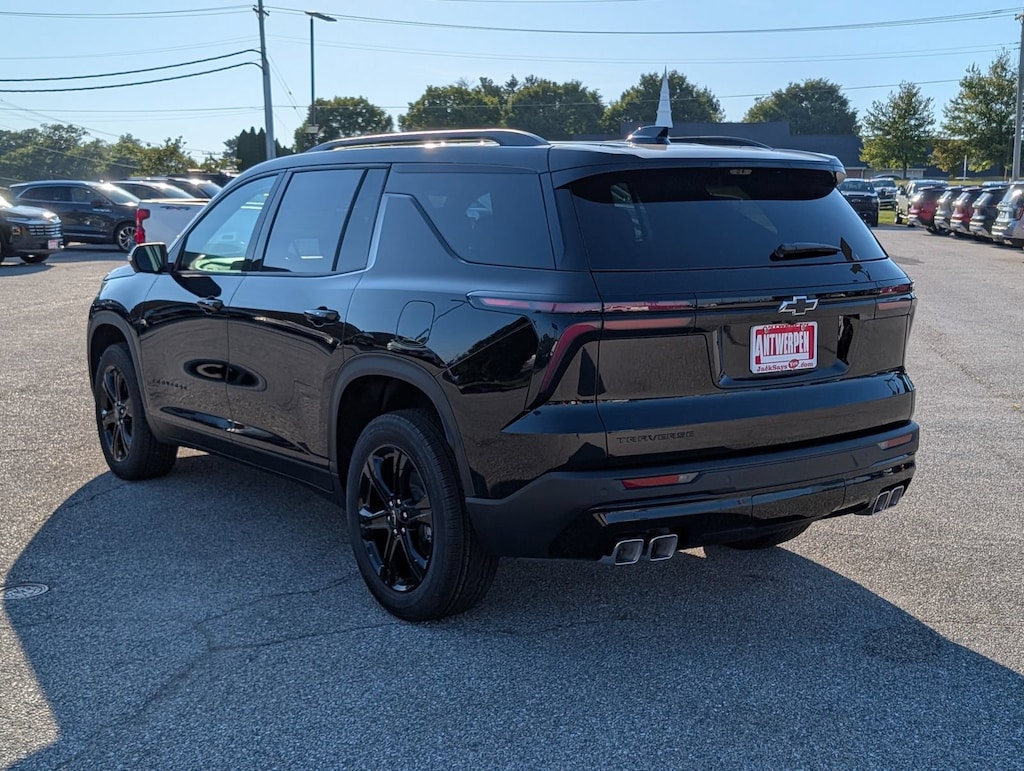 New 2027 Chevrolet Traverse LT SUV