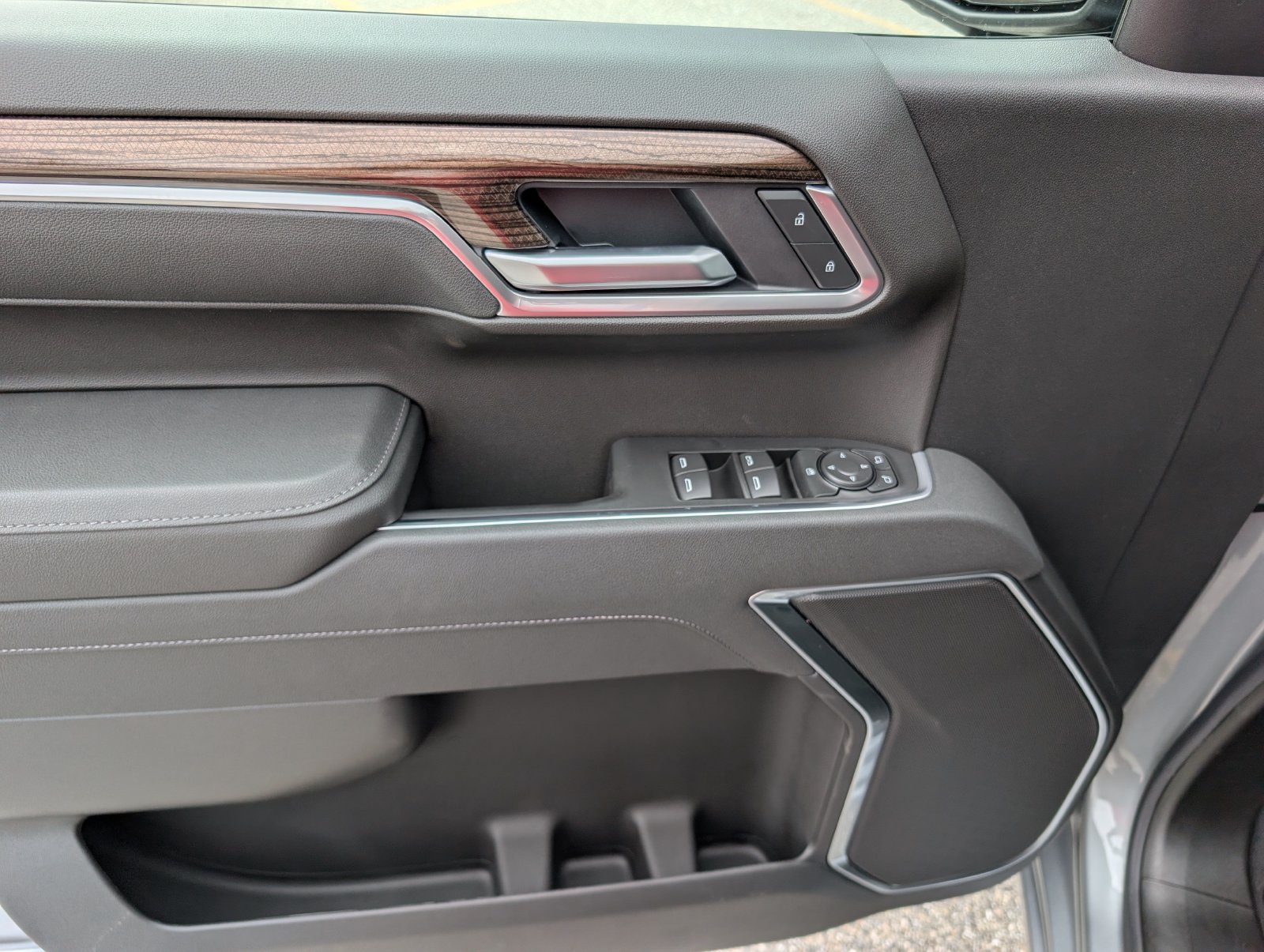 2026 Chevrolet Silverado 1500 LT - Photo 16