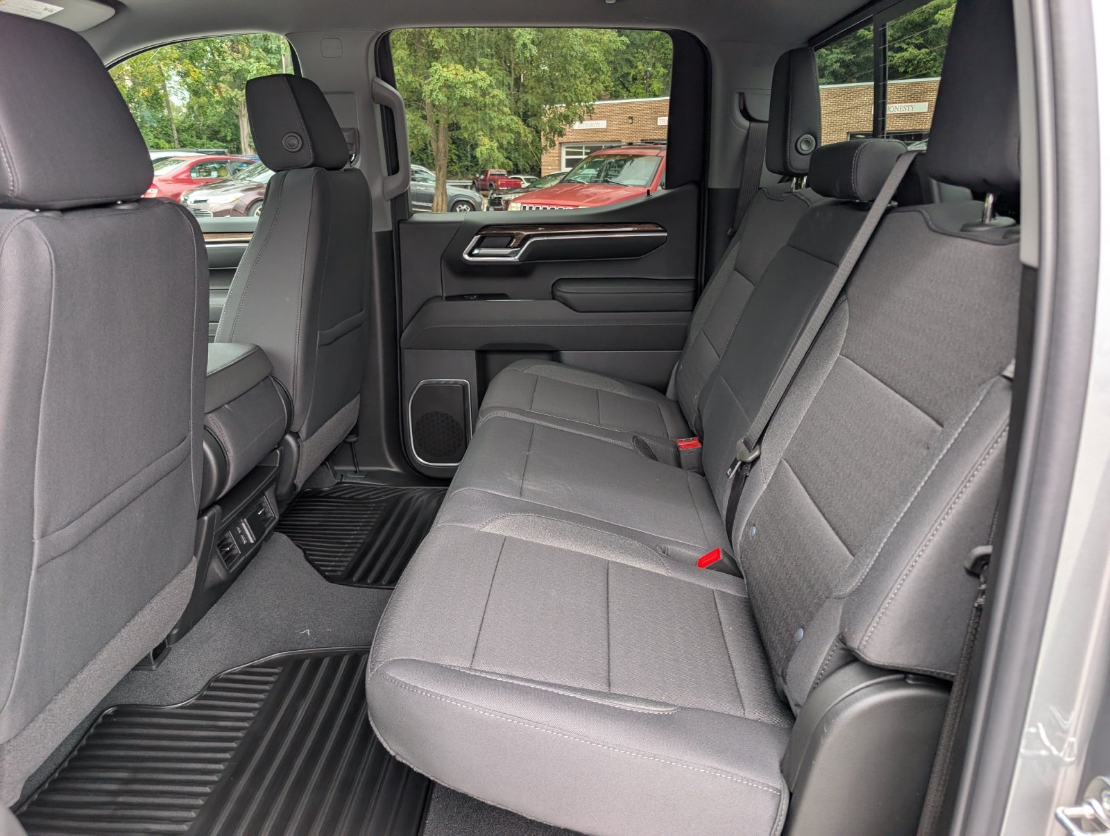 2026 Chevrolet Silverado 1500 LT - Photo 11