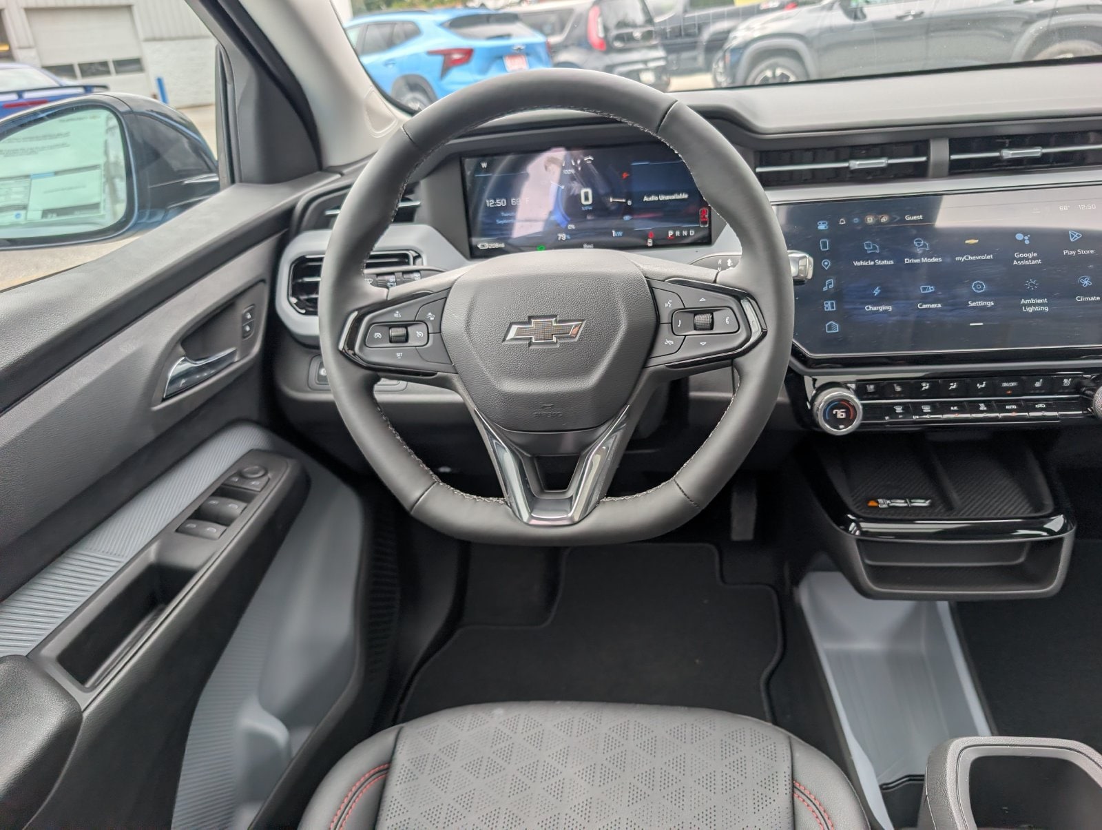 2027 Chevrolet Bolt RS - Photo 13