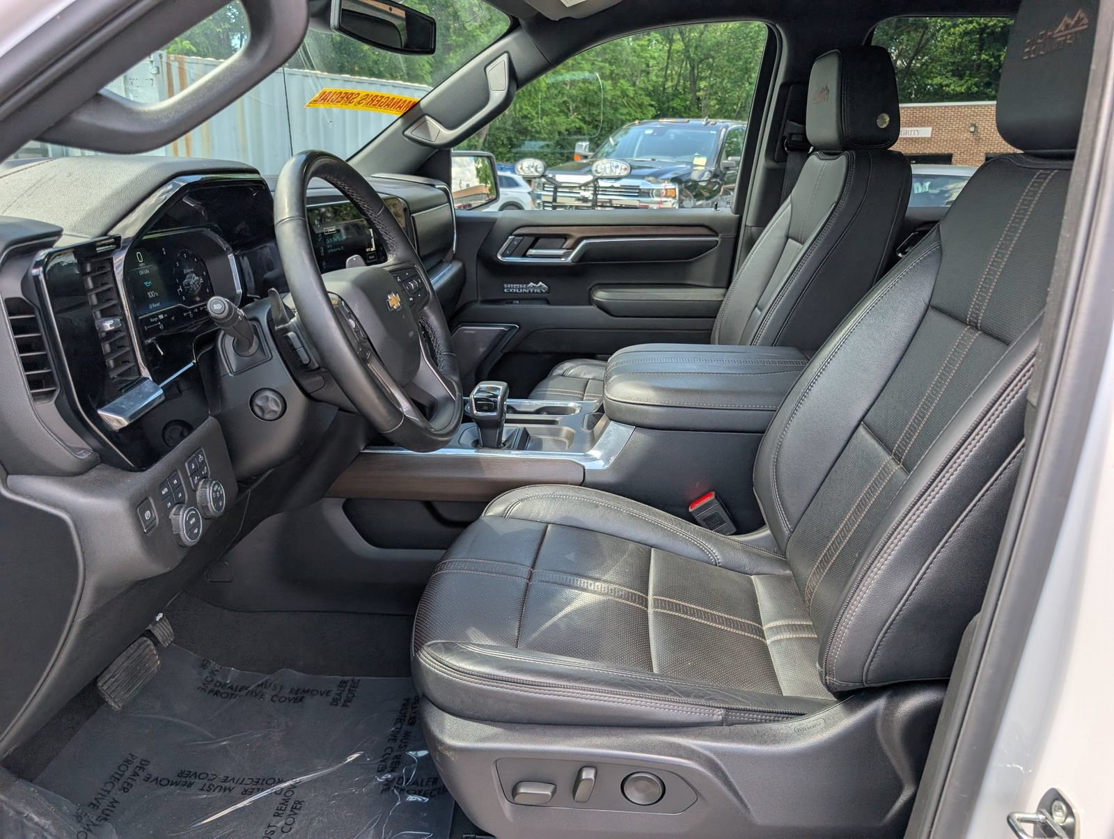 2024 Chevrolet Silverado 1500 High Country - Photo 17