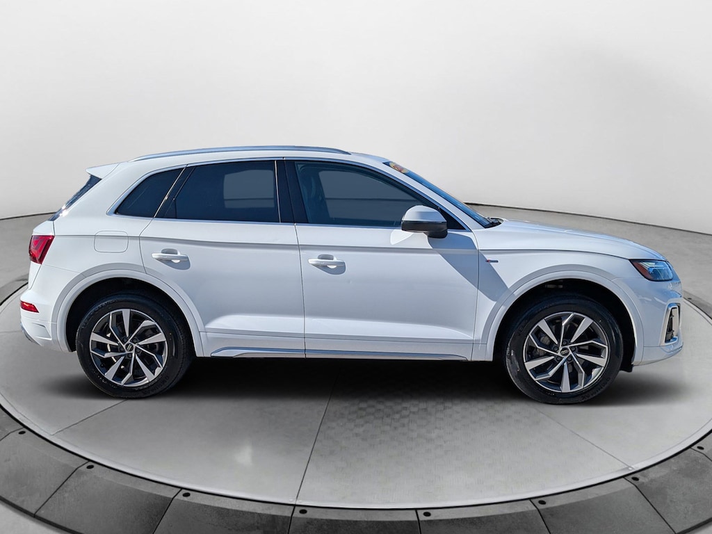 Used 2024 Audi Q5 S line Premium Plus S line Premium Plus 45 TFSI quattro