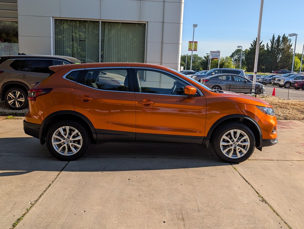 Used 2022 Nissan Rogue Sport S FWD S