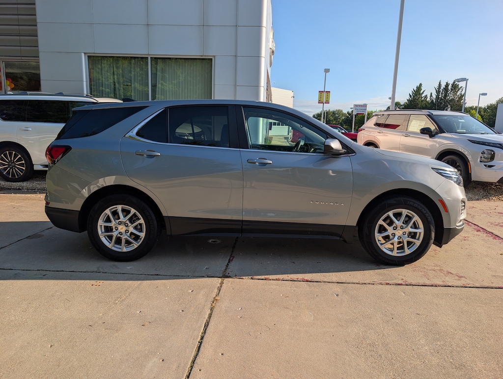 Used 2024 Chevrolet Equinox LT FWD LT w/1LT