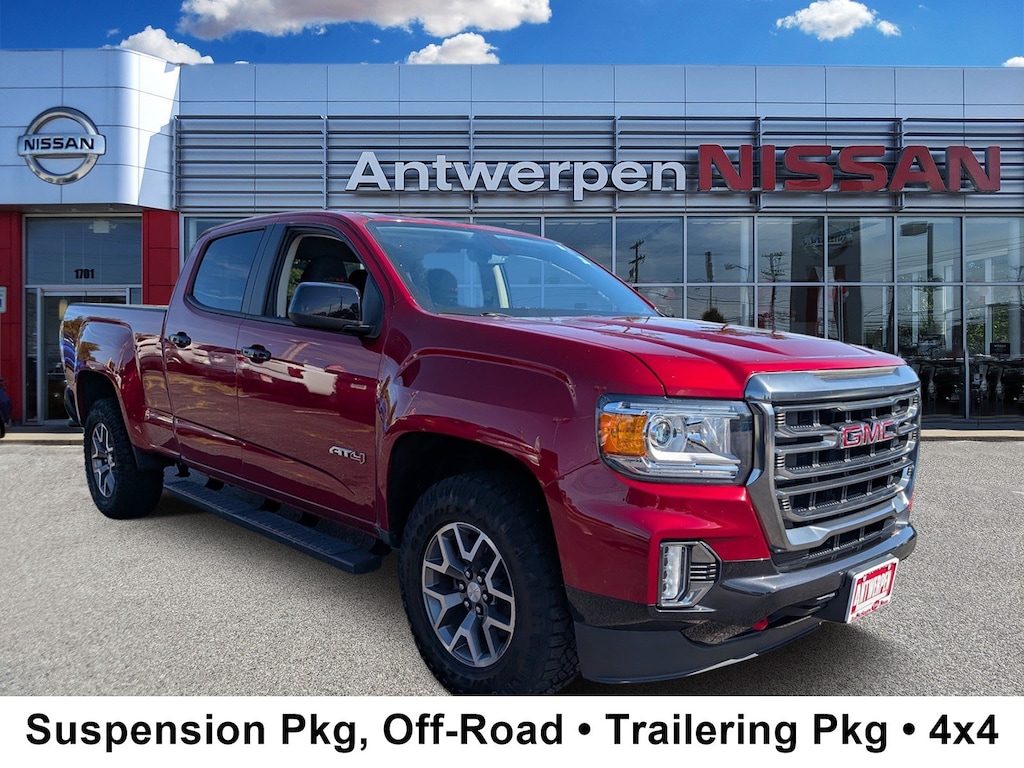 Used 2021 GMC Canyon 4WD AT4 with Leather 4WD Crew Cab 141 AT4 w/Leather