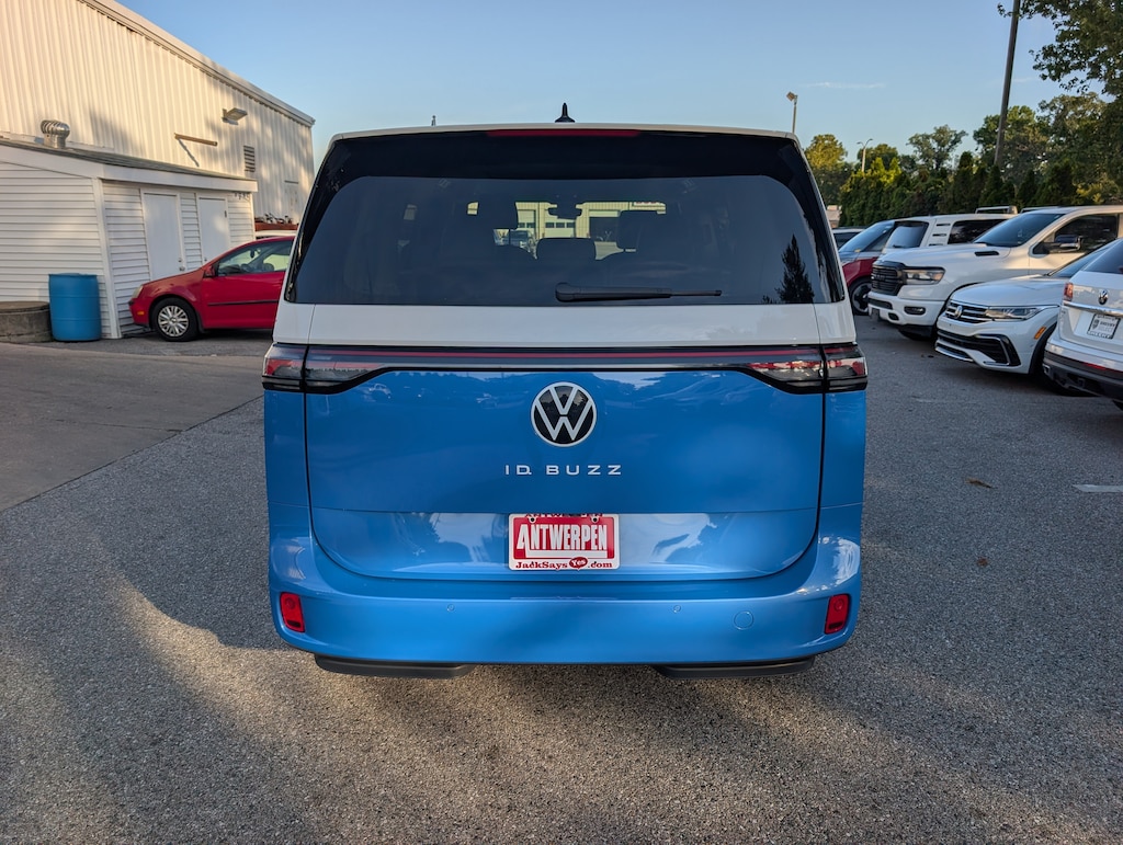 Used 2025 Volkswagen ID. Buzz 1st Edition 1st Edition RWD w/Two-Tone