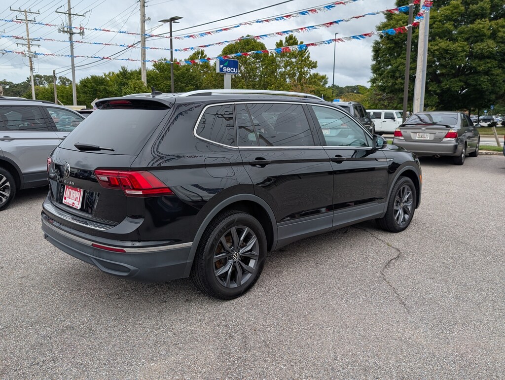 Used 2023 Volkswagen Tiguan SE 2.0T SE FWD