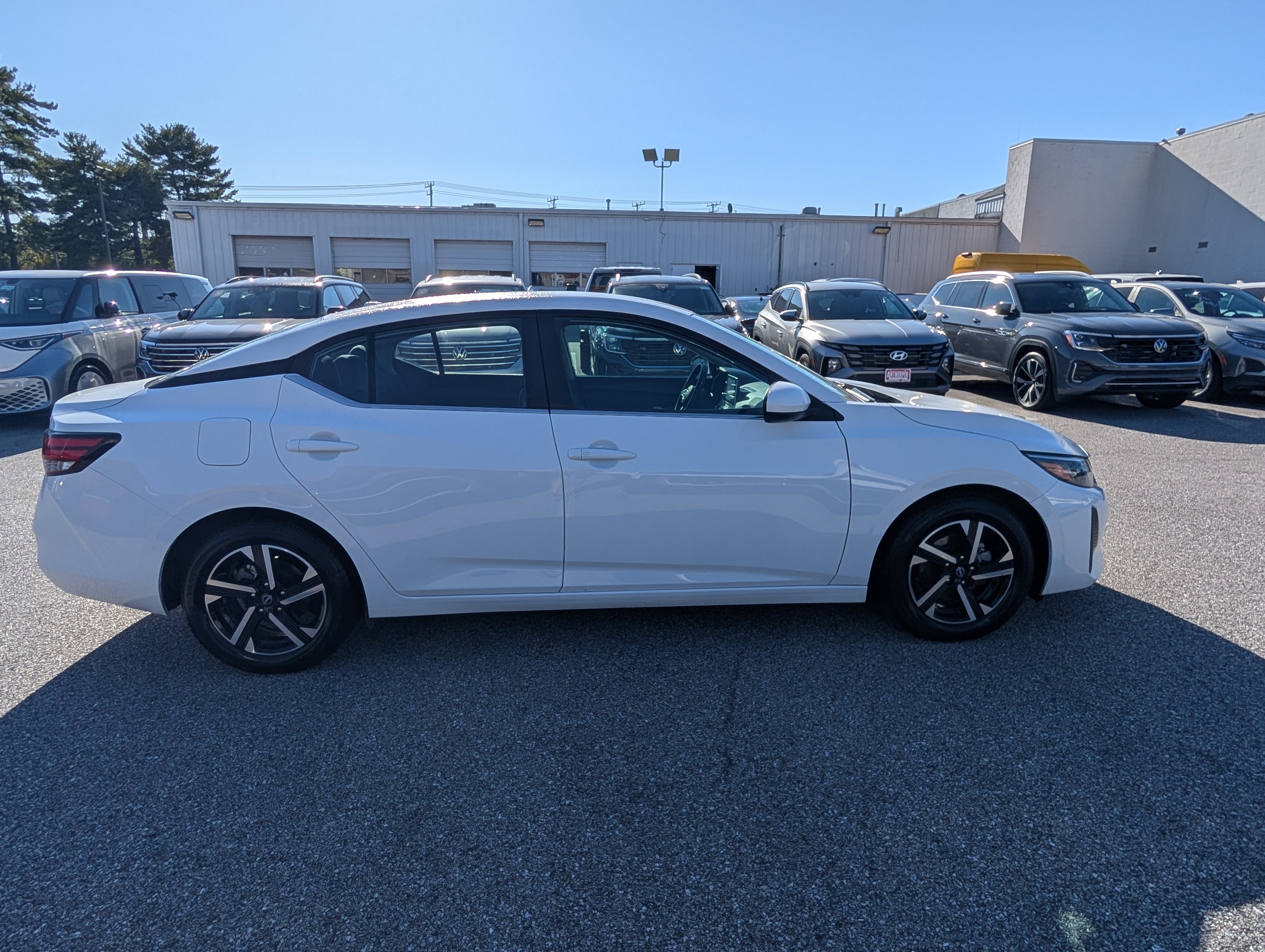 Used 2024 Nissan Sentra SV SV CVT
