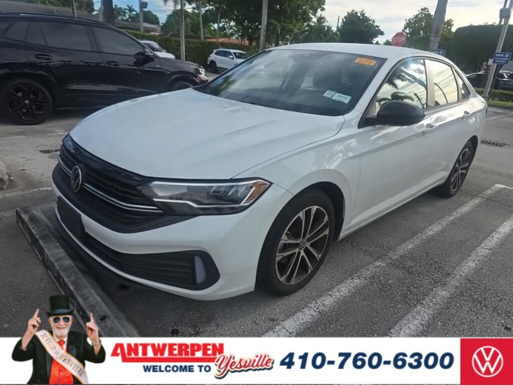 Used 2023 Volkswagen Jetta Sport Sport Auto