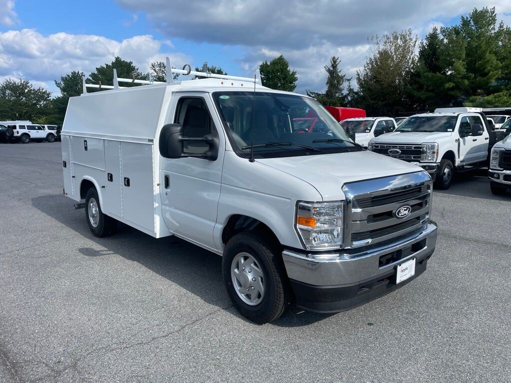 New 2027 Ford E-350SD Base Cab/Chassis