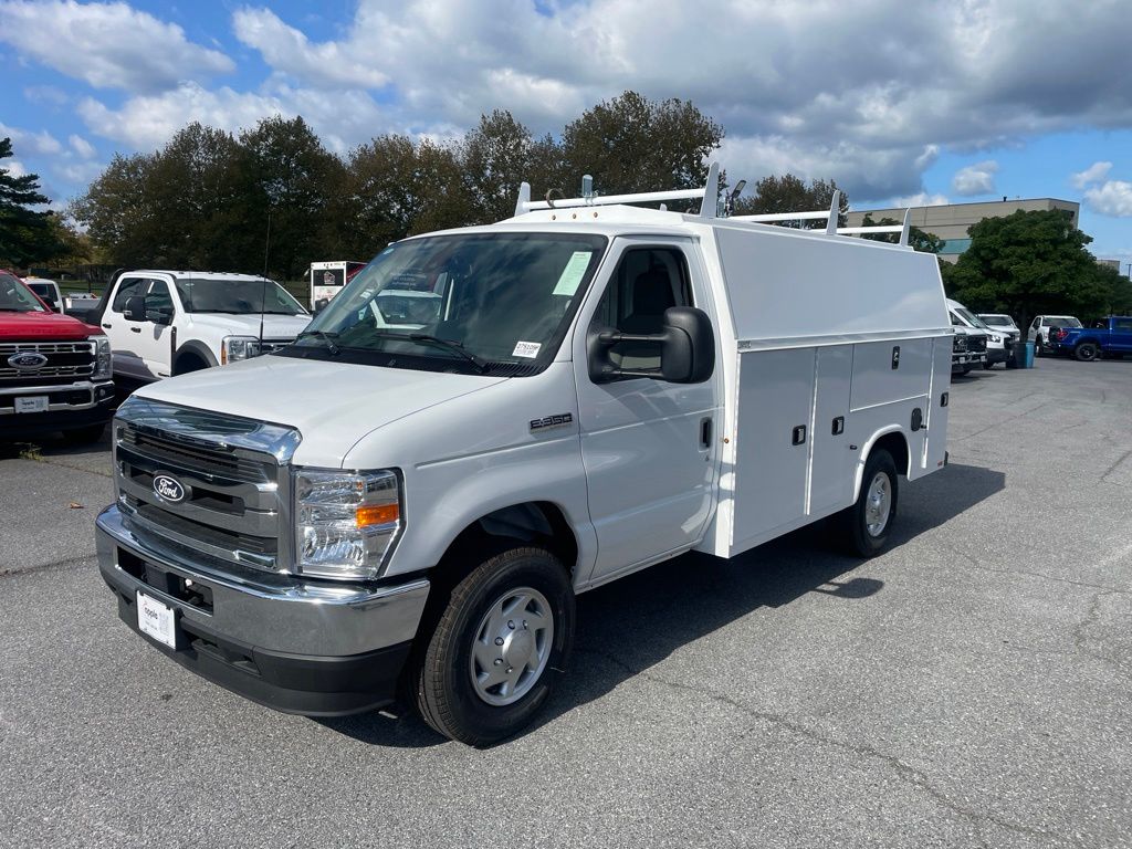 New 2027 Ford E-350SD Base Cab/Chassis