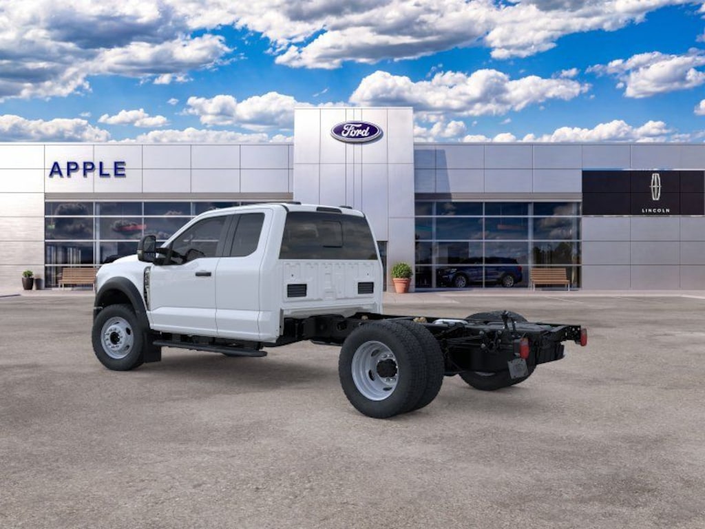 New 2025 Ford F-450SD XL Chassis