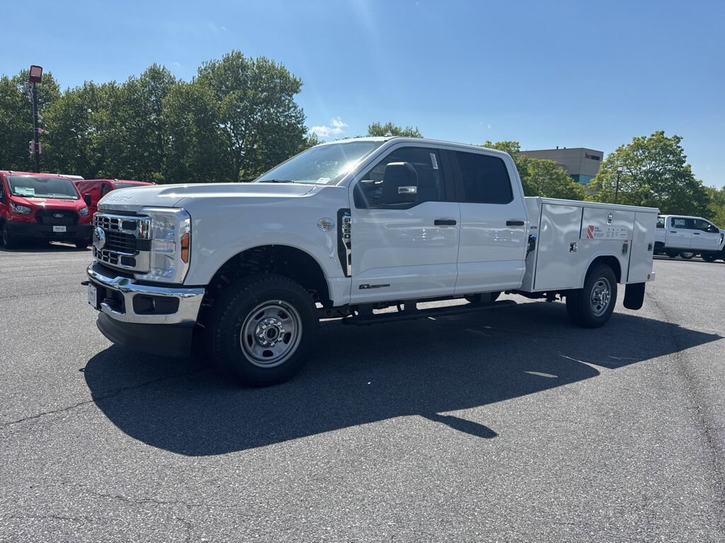 New 2026 Ford F-350SD XL Chassis